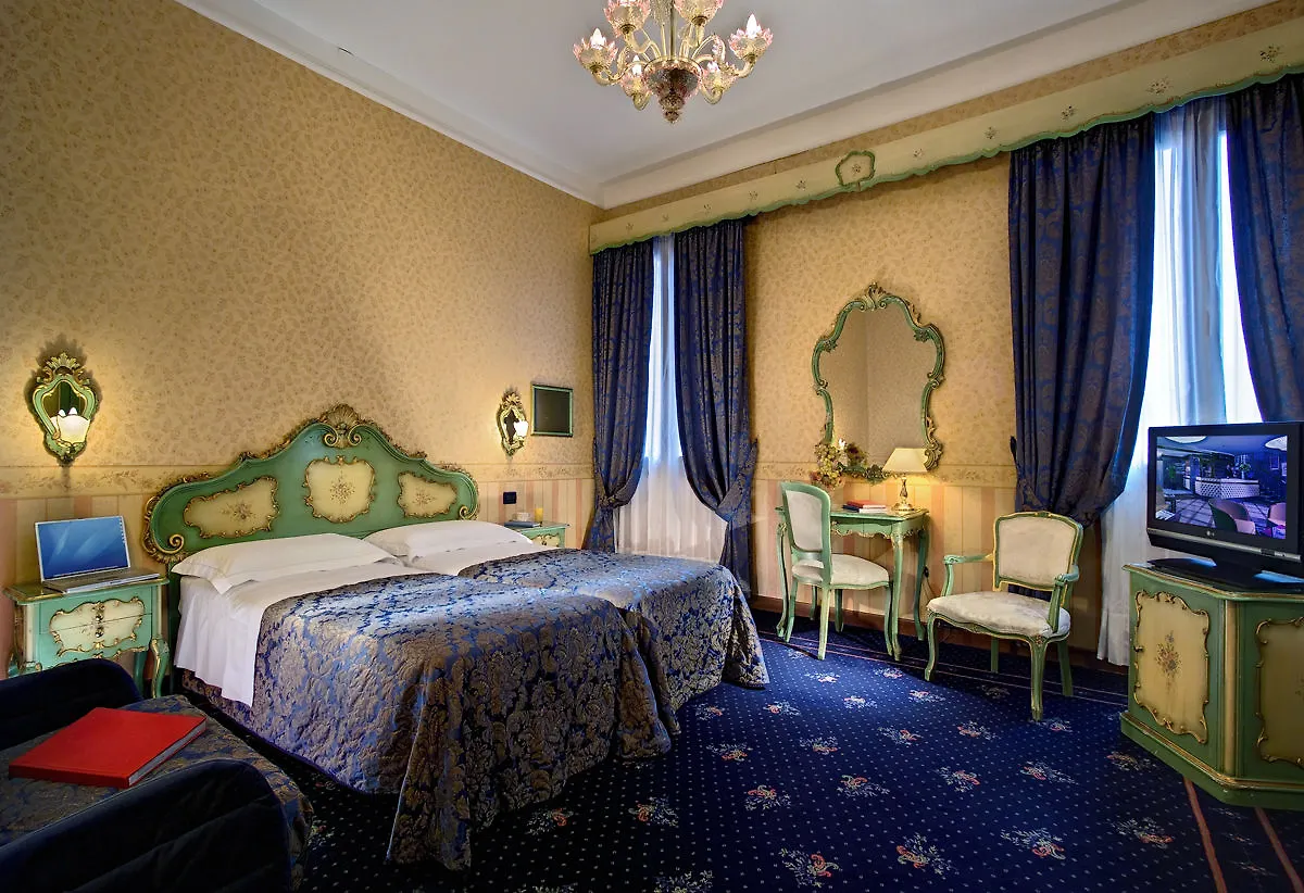 Hotel Montecarlo Venedig 3*,