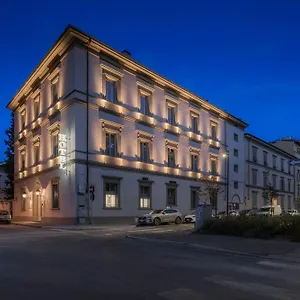 https://ariele.it-tuscanyhotel.com