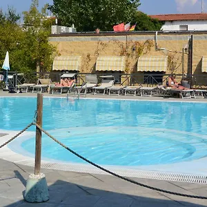 *** Кемпинг Village Torre Pendente Италия