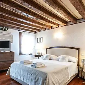 Apartment Luca's House, Venice