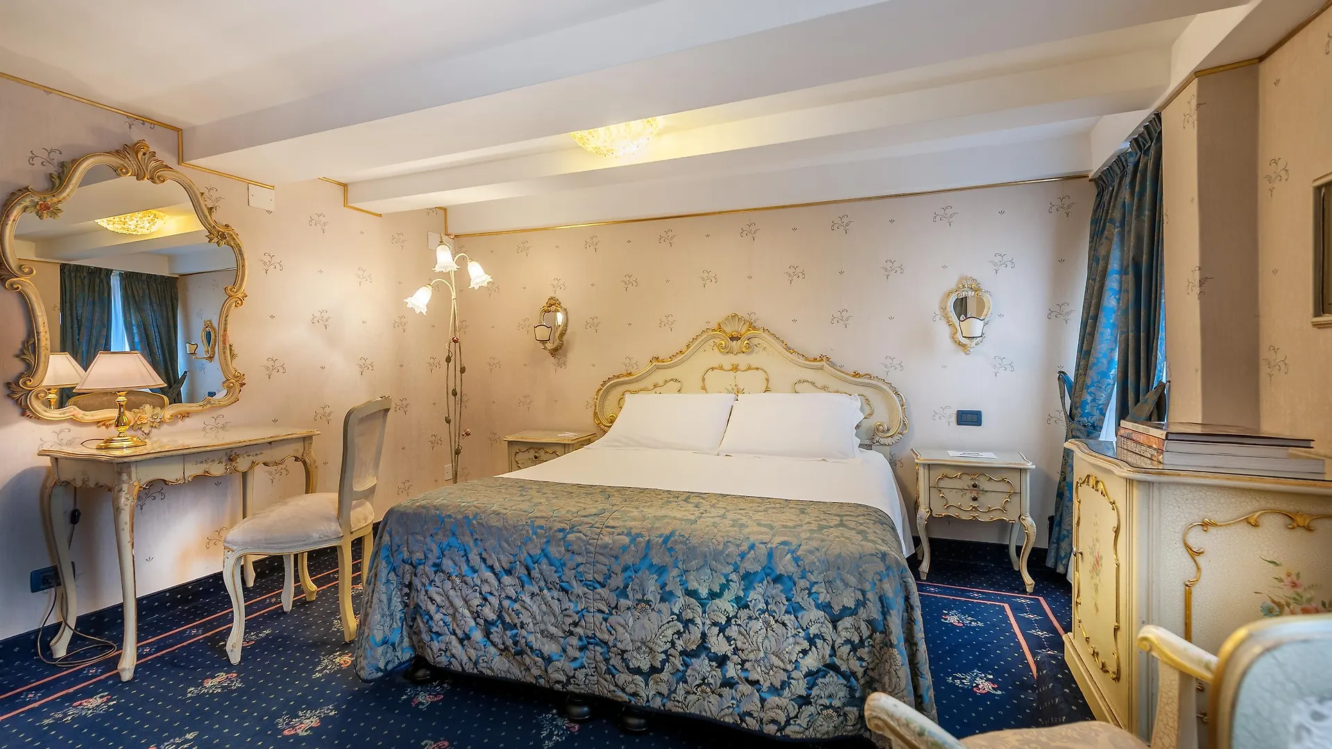Hotel Montecarlo Venice 3*,  Italy